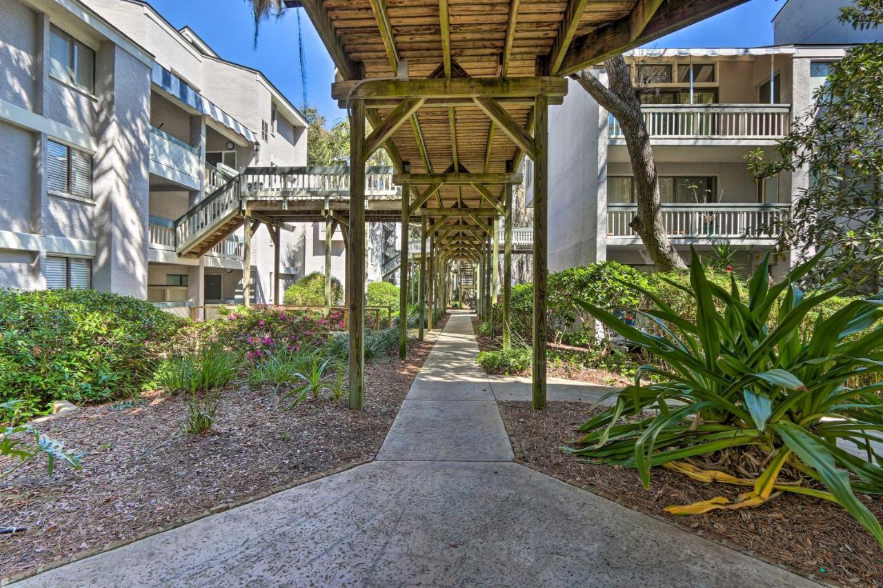 Coastal Oasis With Pool - Walk To Coligny Beach Park Hilton Head Island Exteriör bild